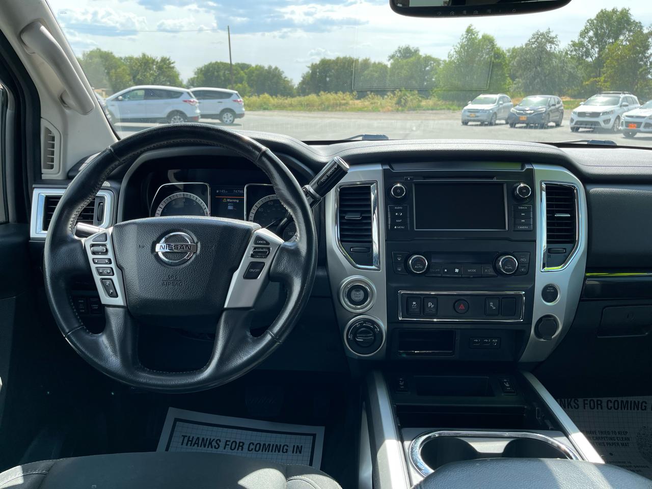 Nissan Titan 4x4 Crew Cab SV 2019