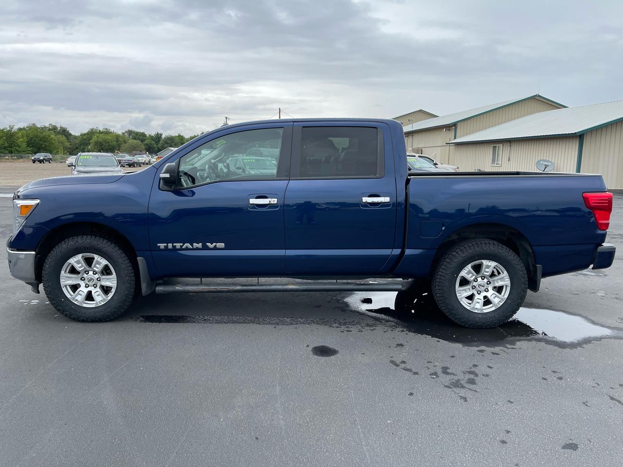 Nissan Titan 4x4 Crew Cab SV 2019