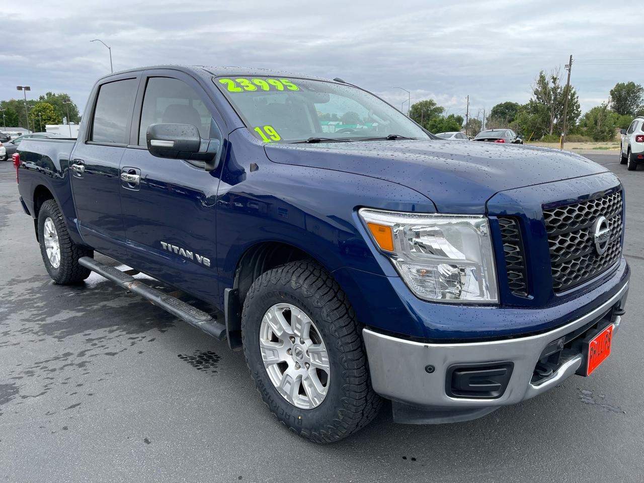 Nissan Titan 4x4 Crew Cab SV 2019