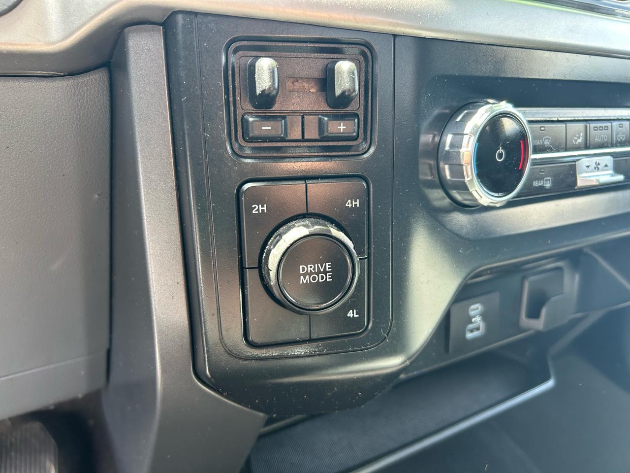 Ford F-150 XLT 4WD SuperCab 6.5' Box 2022