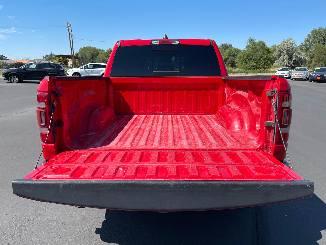RAM 1500 Laramie 4x4 Crew Cab 5'7" Box 2019