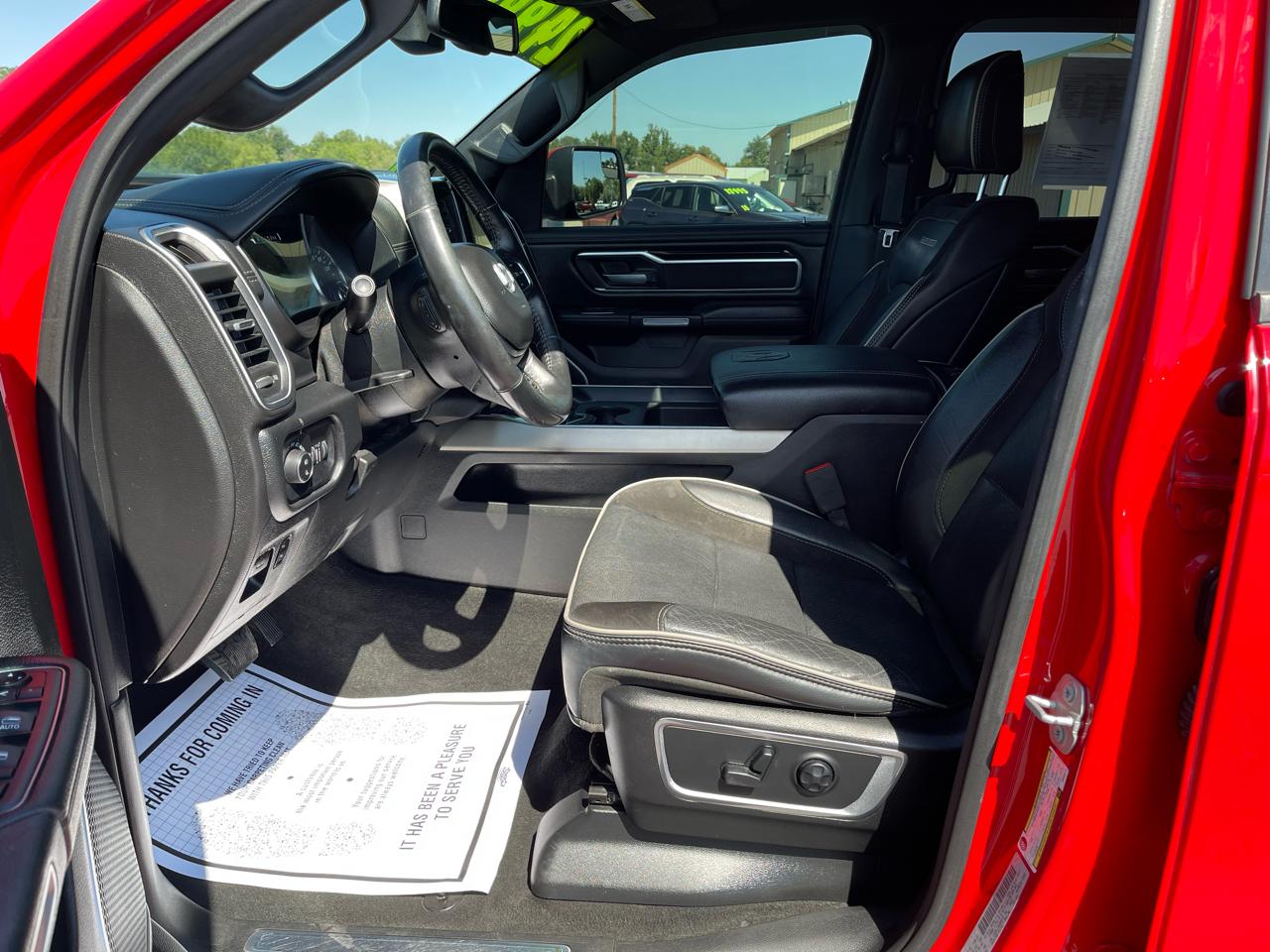RAM 1500 Laramie 4x4 Crew Cab 5'7" Box 2019