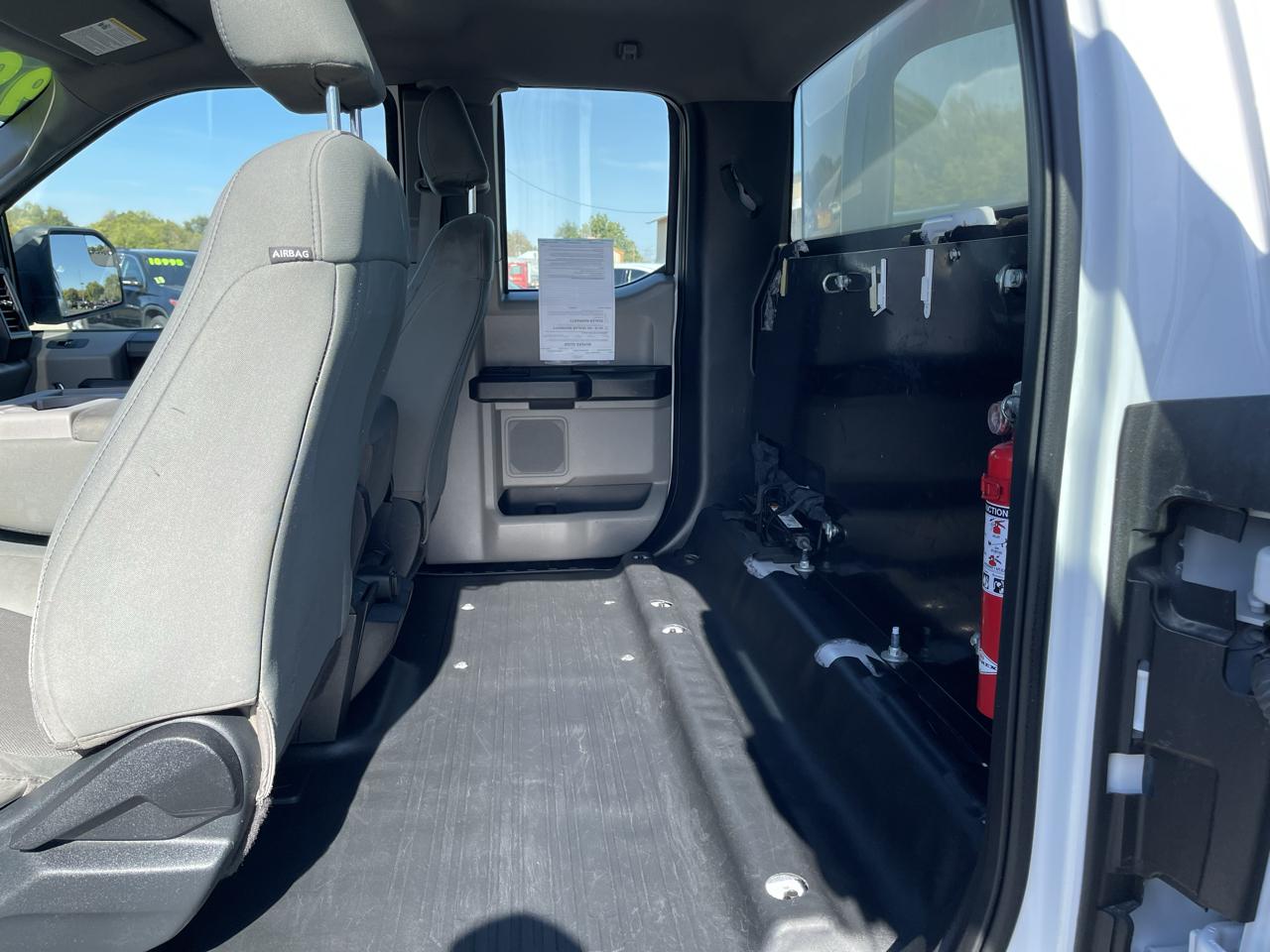 Ford F-150 XLT 2WD SuperCab 6.5' Box 2017