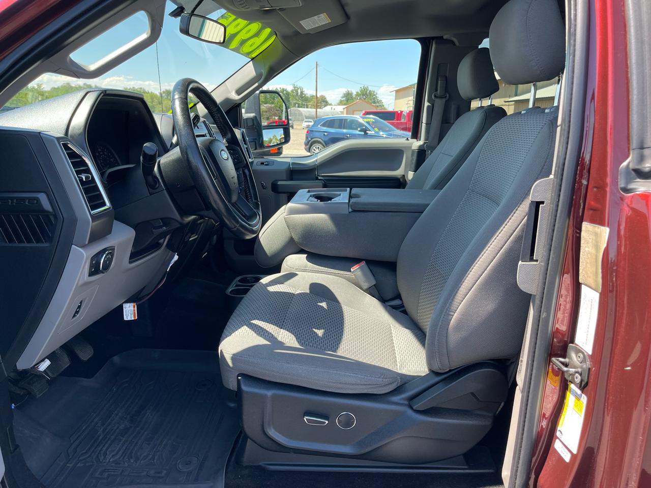 Ford F-150 4WD SuperCab 163" XLT 2016