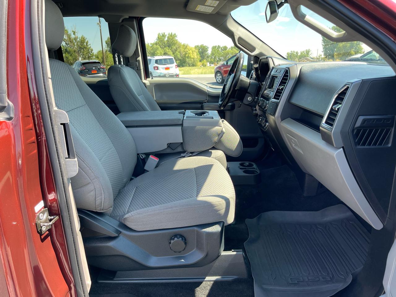 Ford F-150 4WD SuperCab 163" XLT 2016