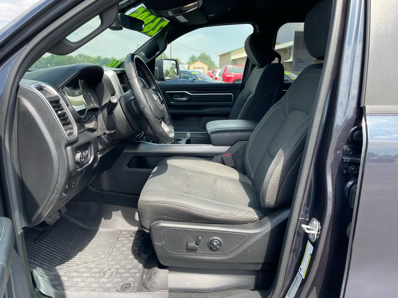 RAM 1500 Big Horn/Lone Star 4x4 Quad Cab 6'4" Box 2019