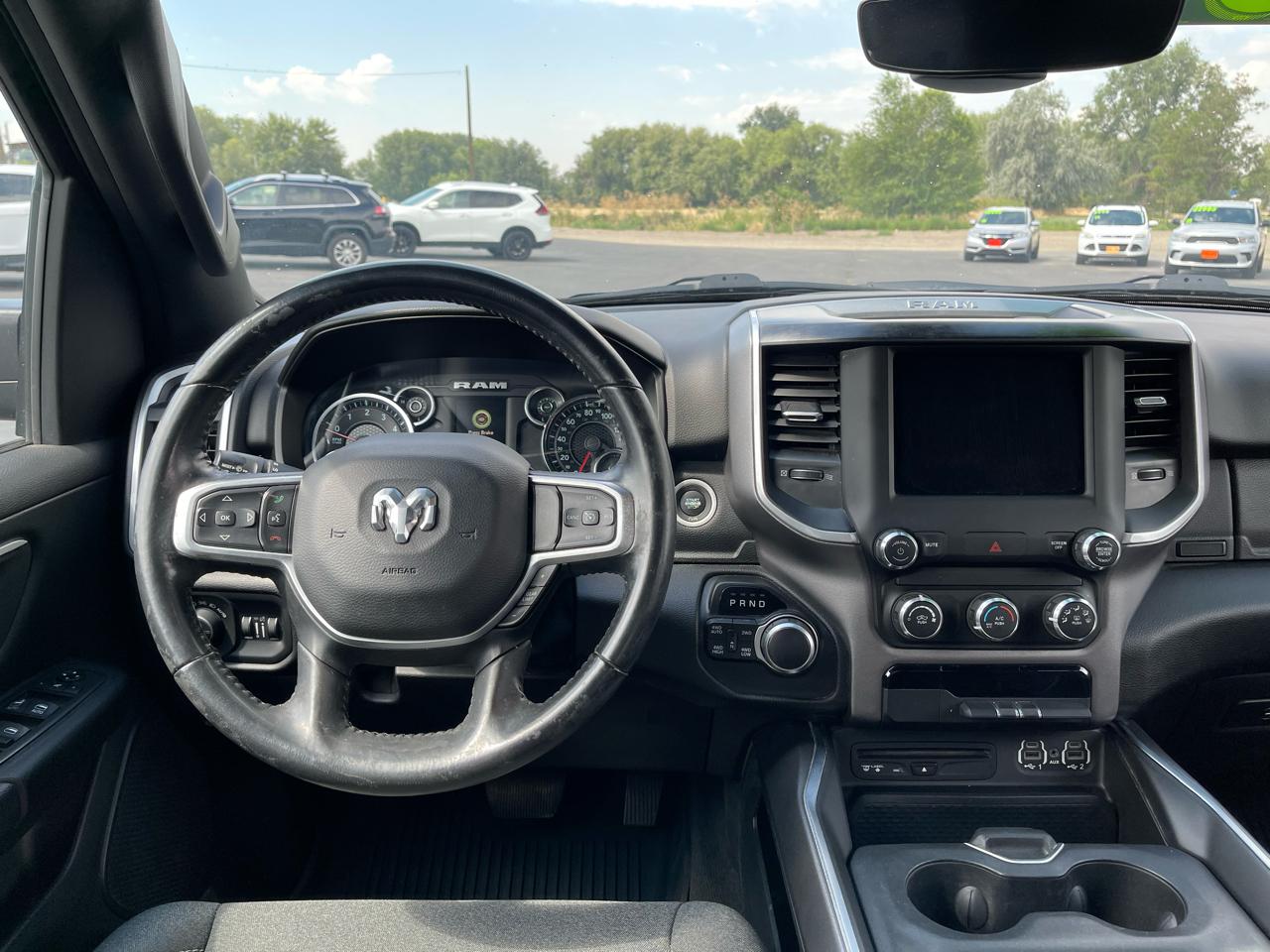 RAM 1500 Big Horn/Lone Star 4x4 Quad Cab 6'4" Box 2019