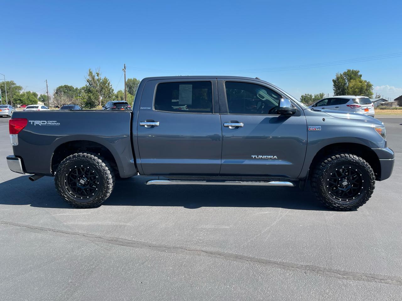 Toyota Tundra 4WD Truck CrewMax 5.7L V8 6-Spd AT LTD (Natl) 2010