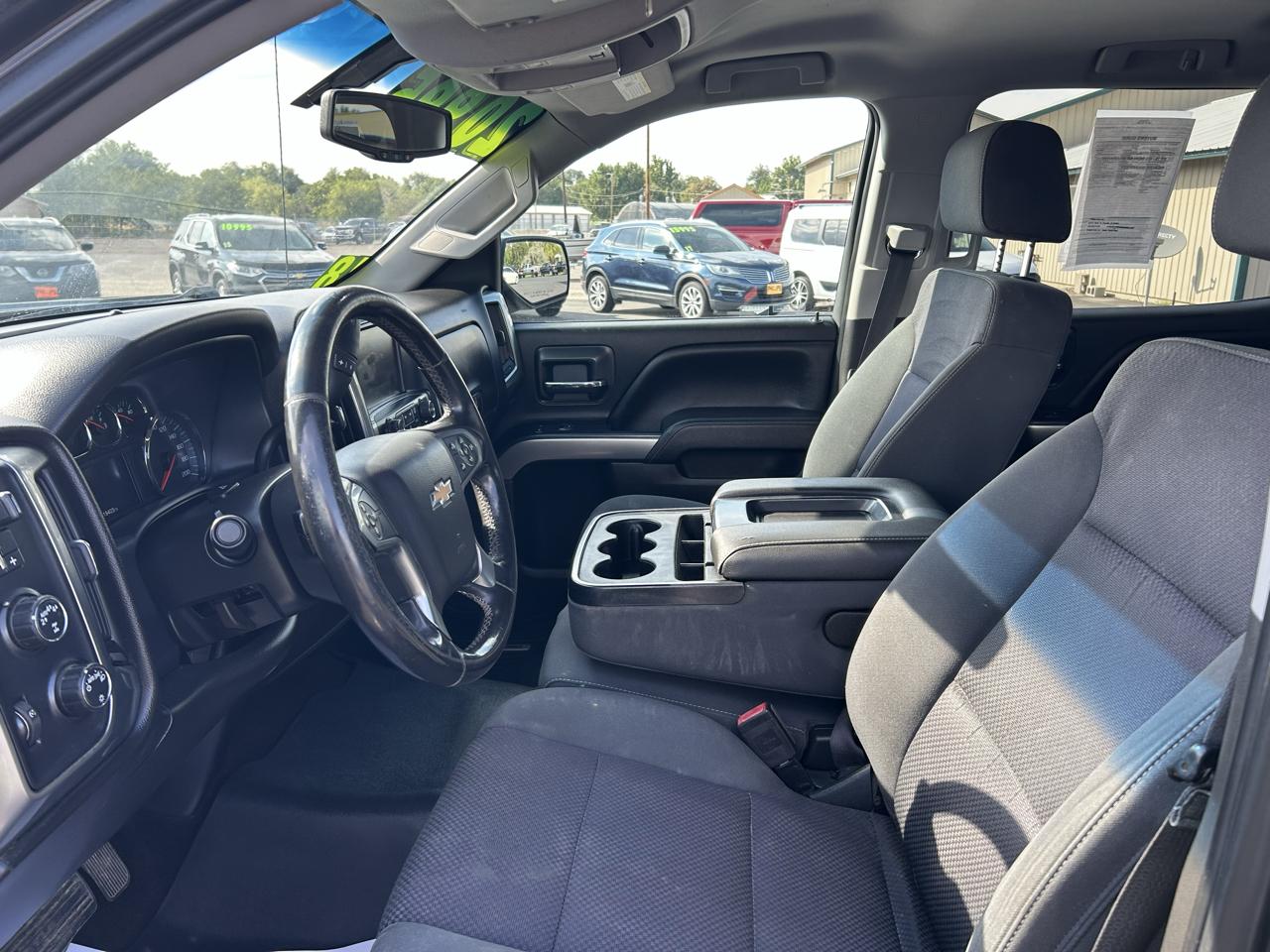 Chevrolet Silverado 1500 4WD Crew Cab 143.5" LT w/1LT 2018