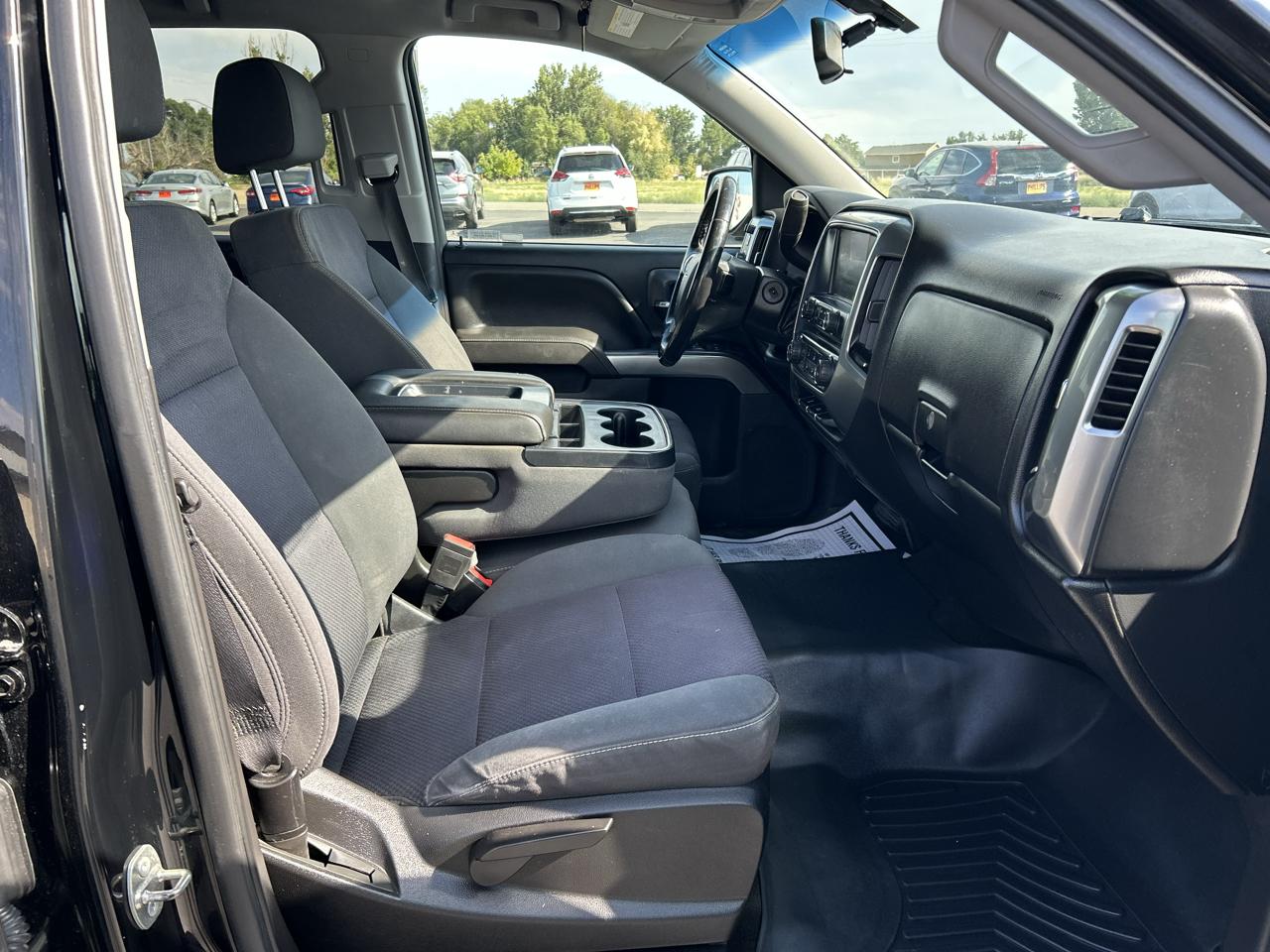 Chevrolet Silverado 1500 4WD Crew Cab 143.5" LT w/1LT 2018