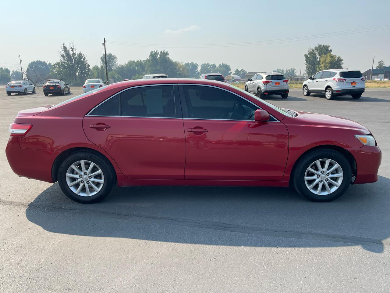 Toyota Camry 4dr Sdn I4 Auto XLE (Natl) 2011