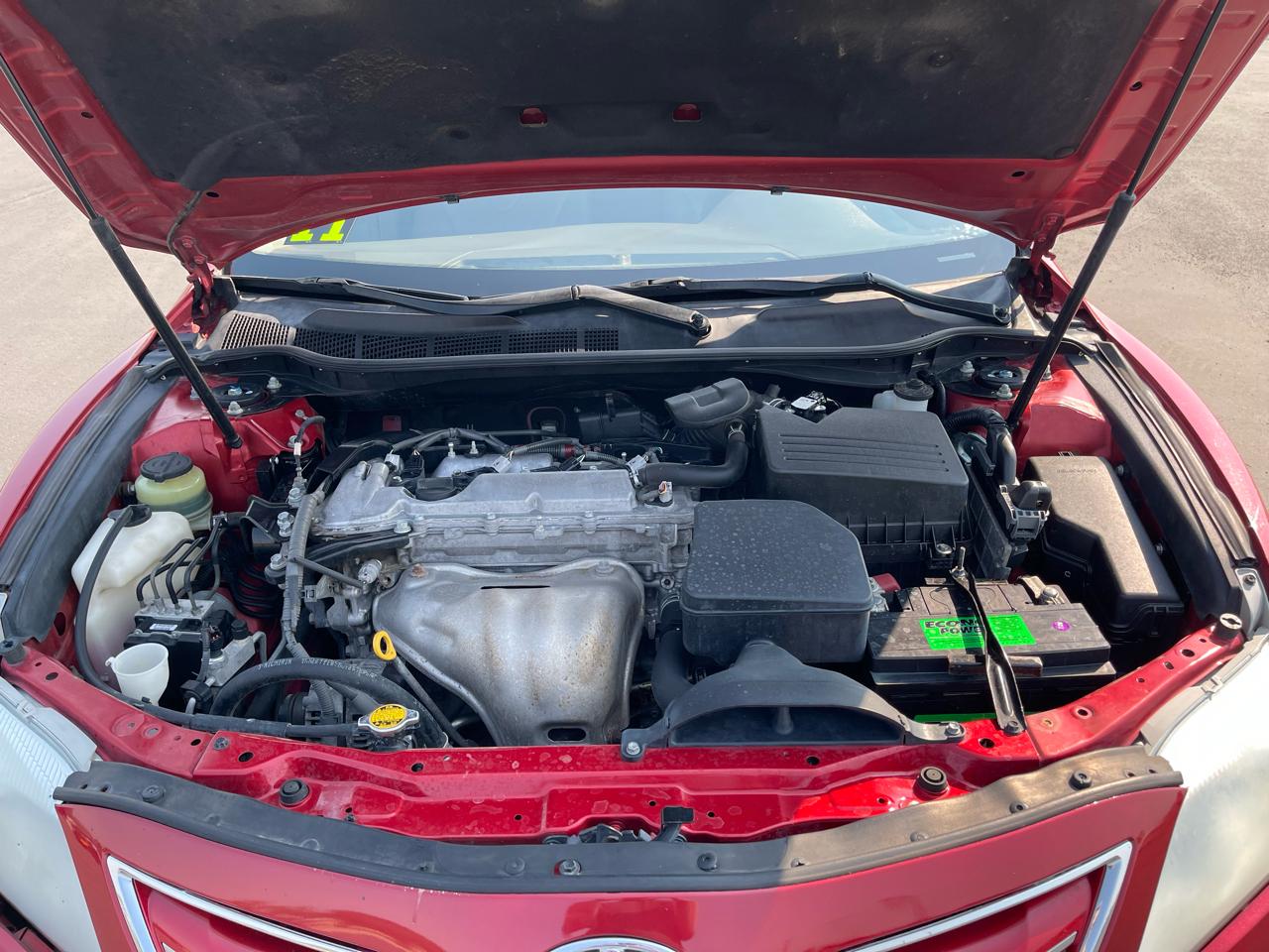 Toyota Camry 4dr Sdn I4 Auto XLE (Natl) 2011