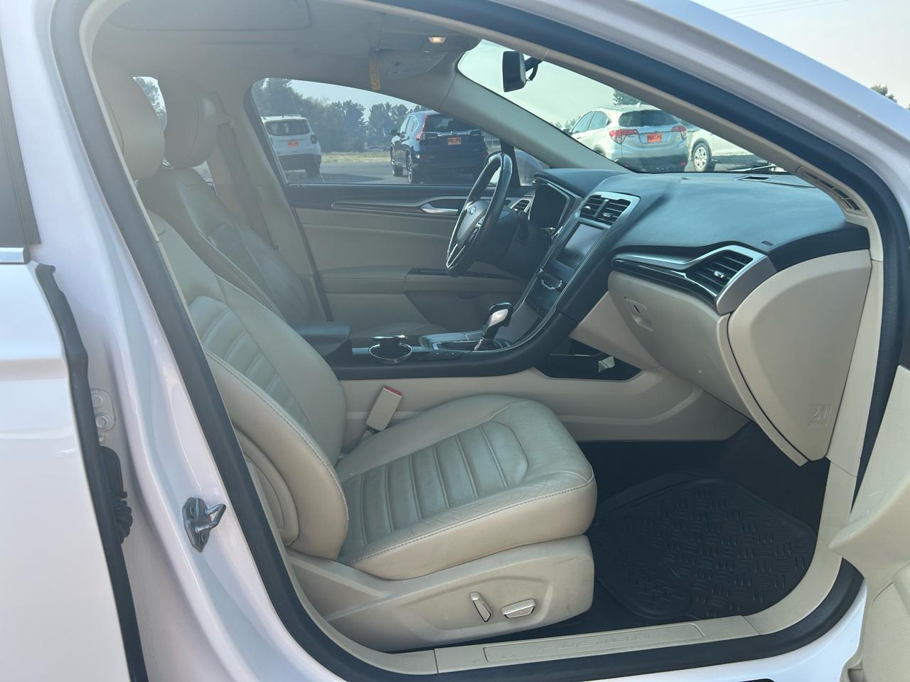 Ford Fusion Energi 4dr Sdn SE Luxury 2014