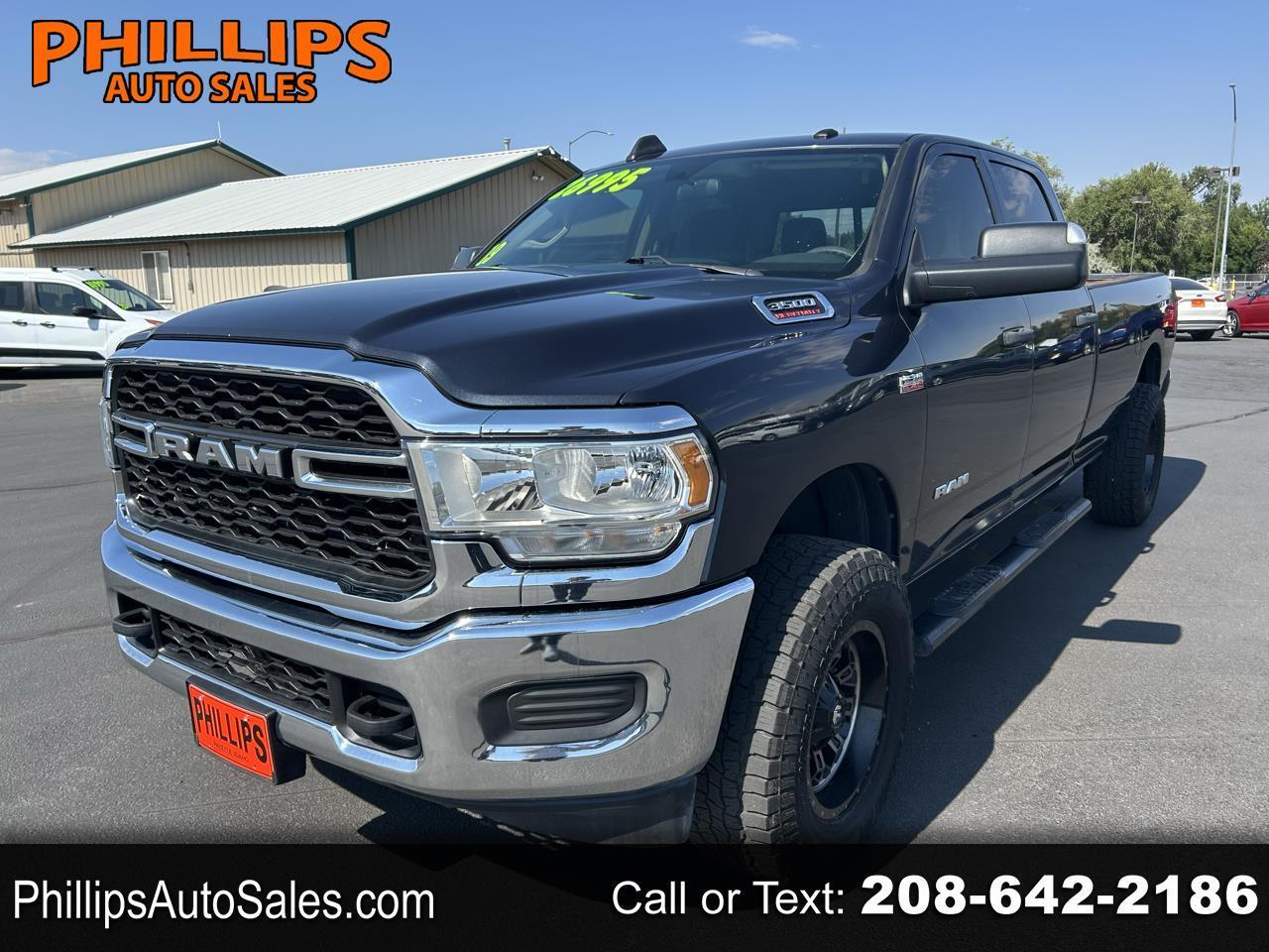 2019 RAM 3500 Tradesman 4x4 Crew Cab 8' Box