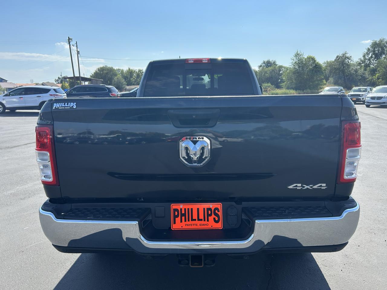 RAM 3500 Tradesman 4x4 Crew Cab 8' Box 2019