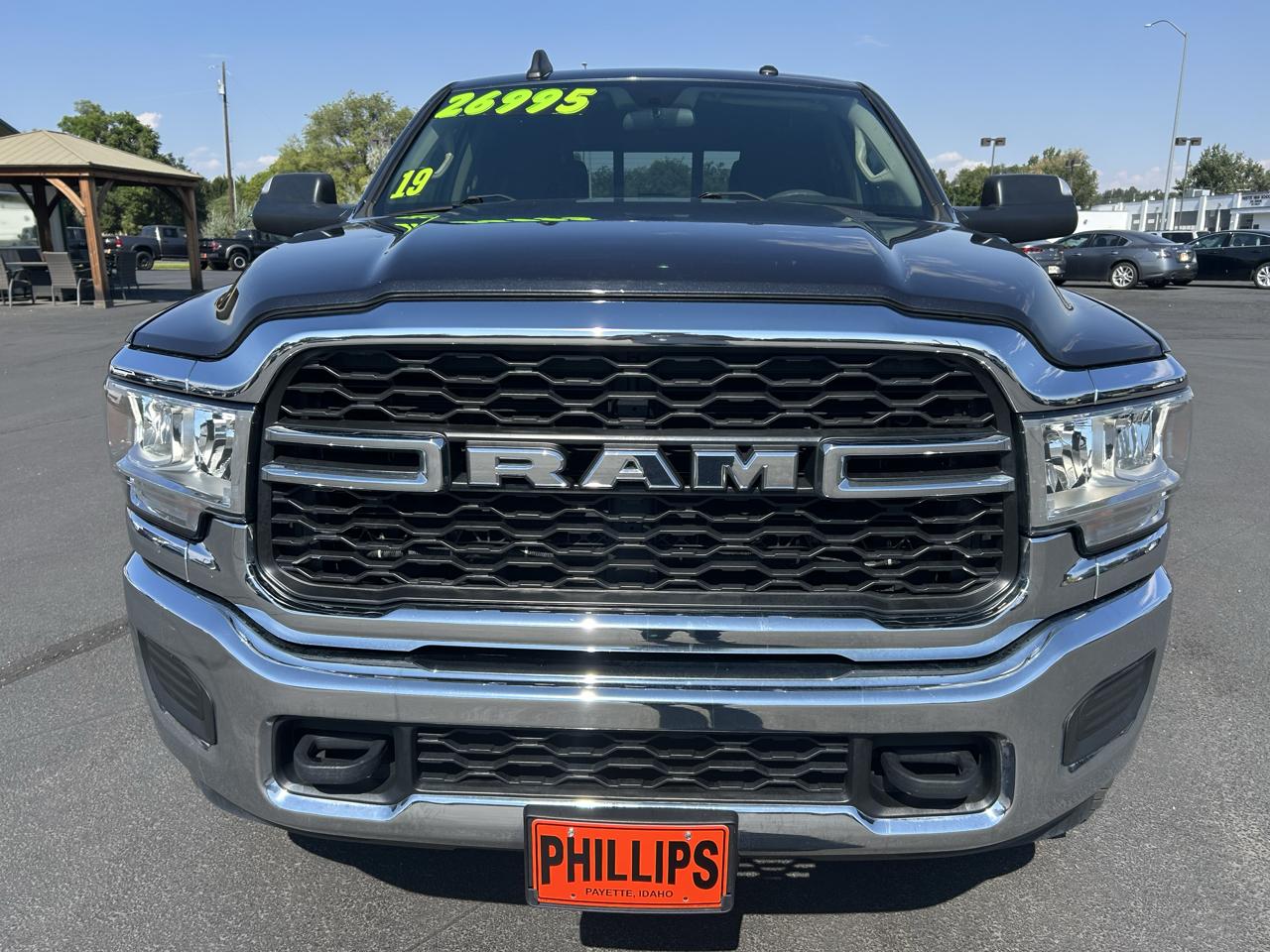 RAM 3500 Tradesman 4x4 Crew Cab 8' Box 2019