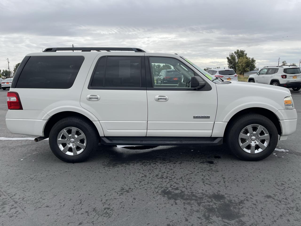 Ford Expedition 4WD 4dr XLT 2008