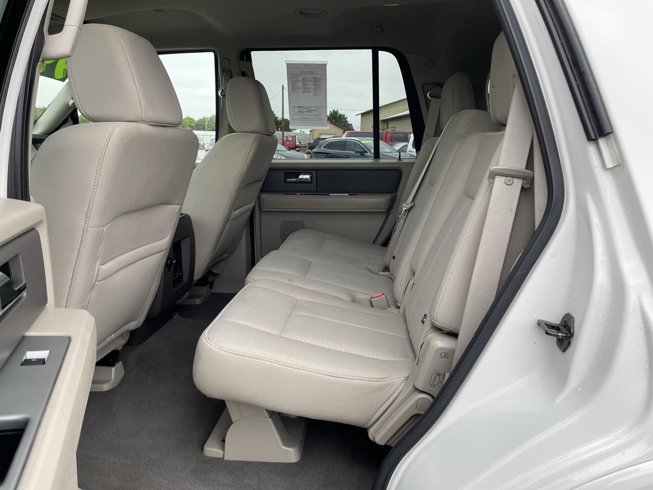 Ford Expedition 4WD 4dr XLT 2008