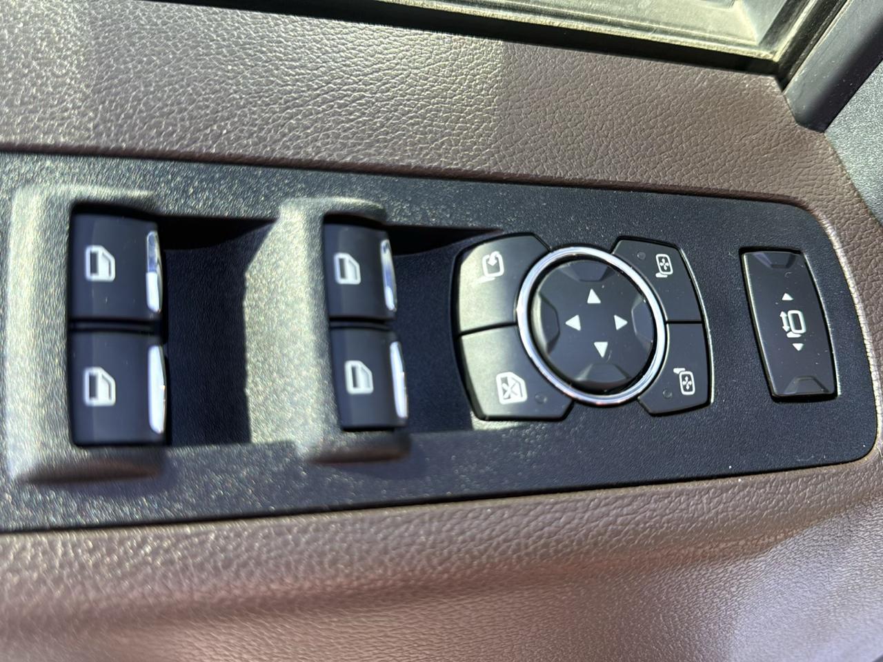 Ford Super Duty F-450 DRW King Ranch 4WD Crew Cab 8' Box 2019