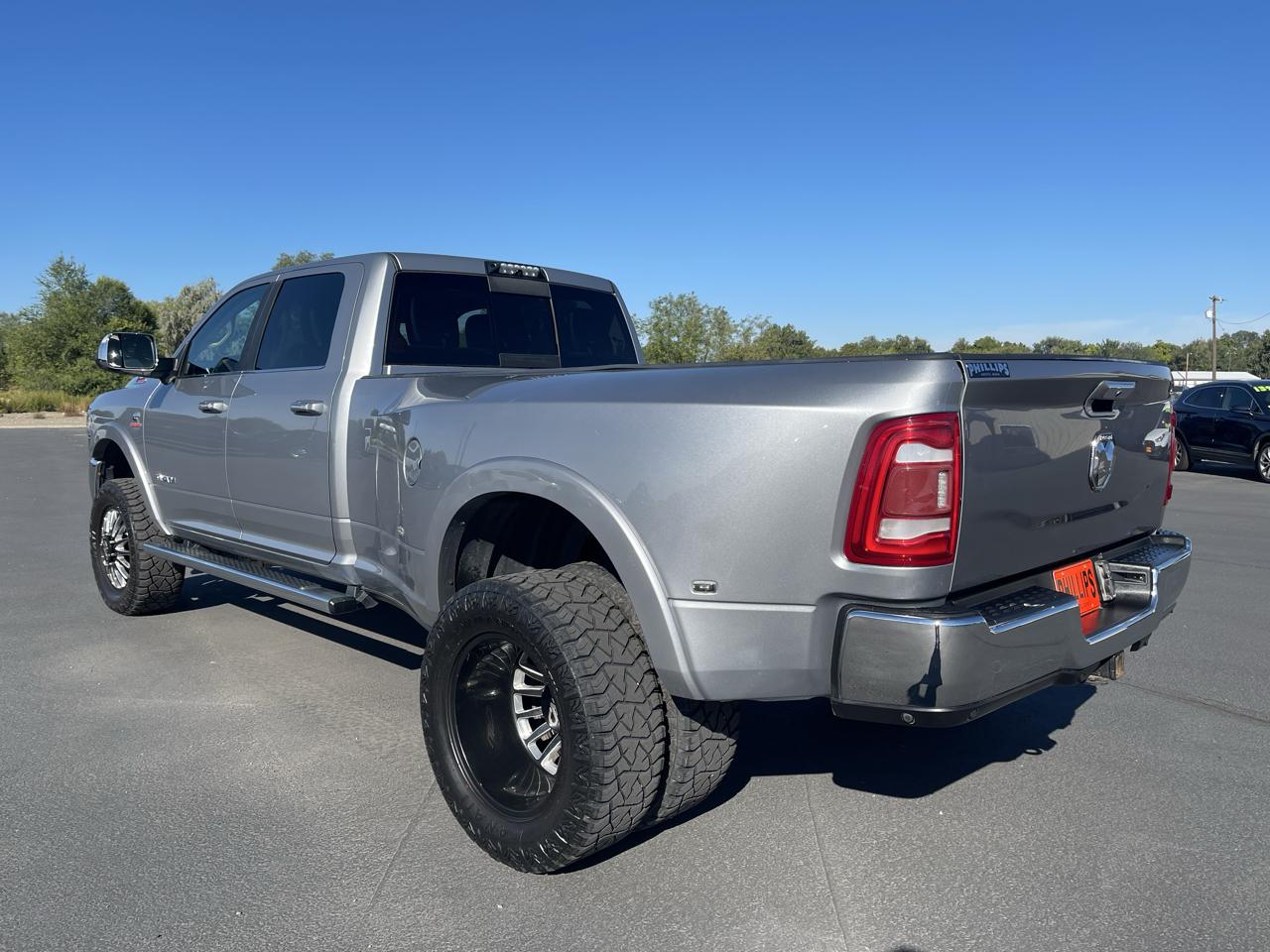 RAM 3500 Laramie 4x4 Crew Cab 8' Box 2020