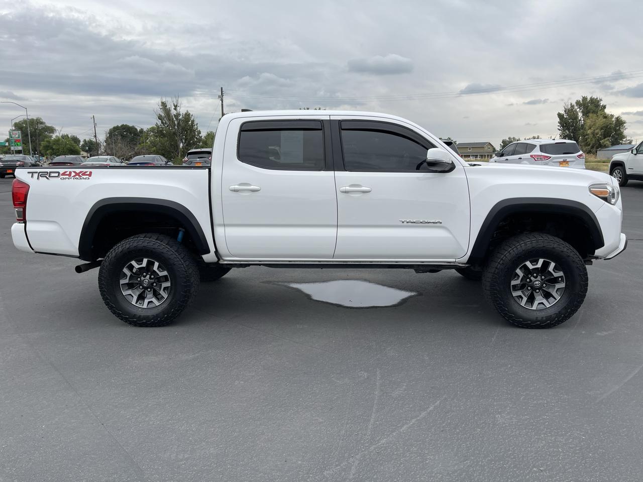 Toyota Tacoma  2017