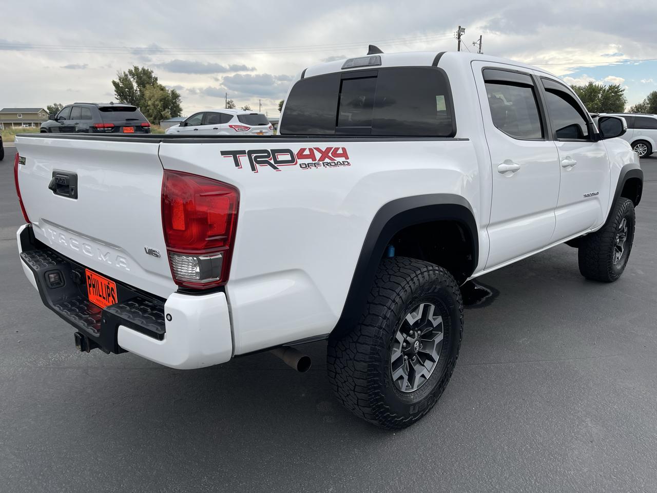 Toyota Tacoma  2017
