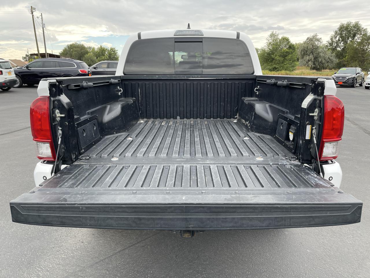 Toyota Tacoma  2017