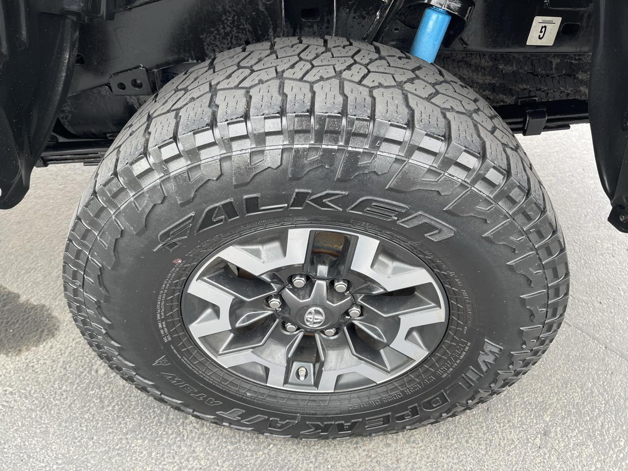Toyota Tacoma  2017