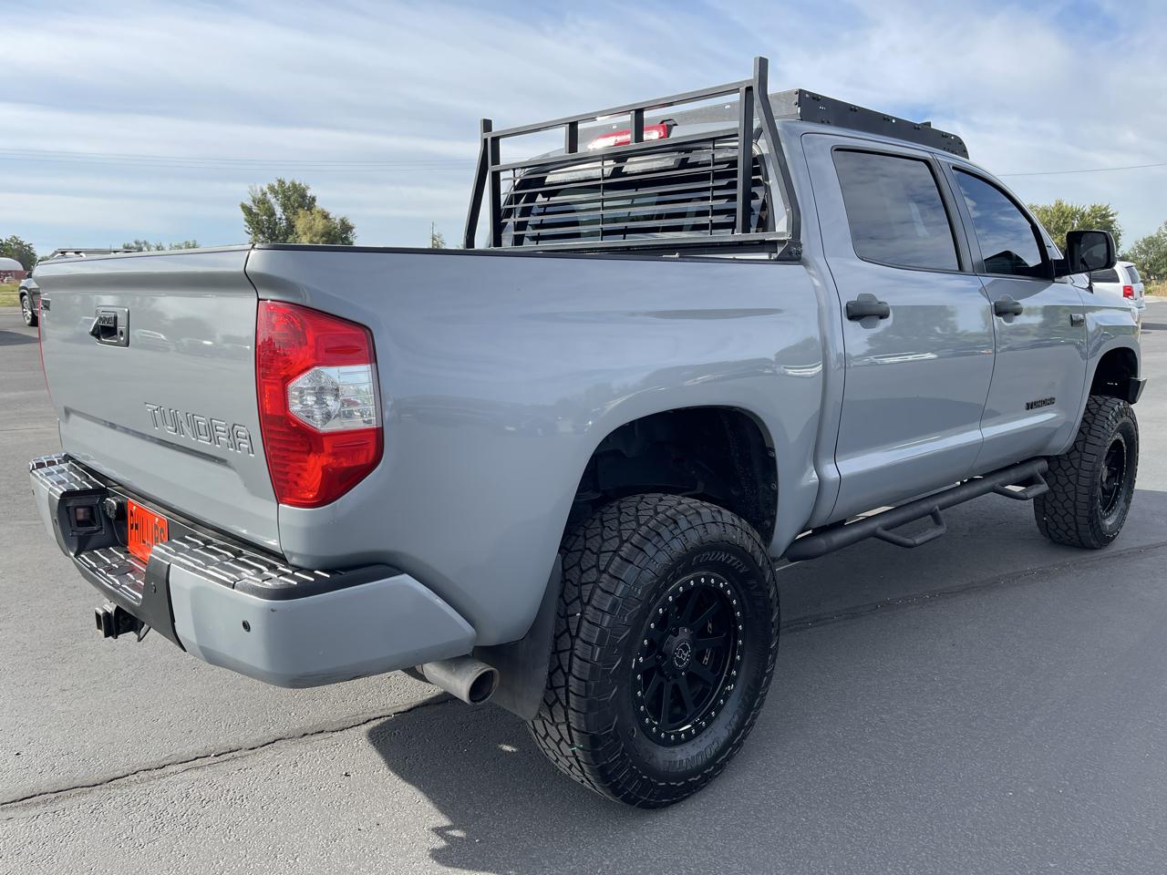 Toyota Tundra 4WD SR5 CrewMax 5.5' Bed 5.7L (Natl) 2018
