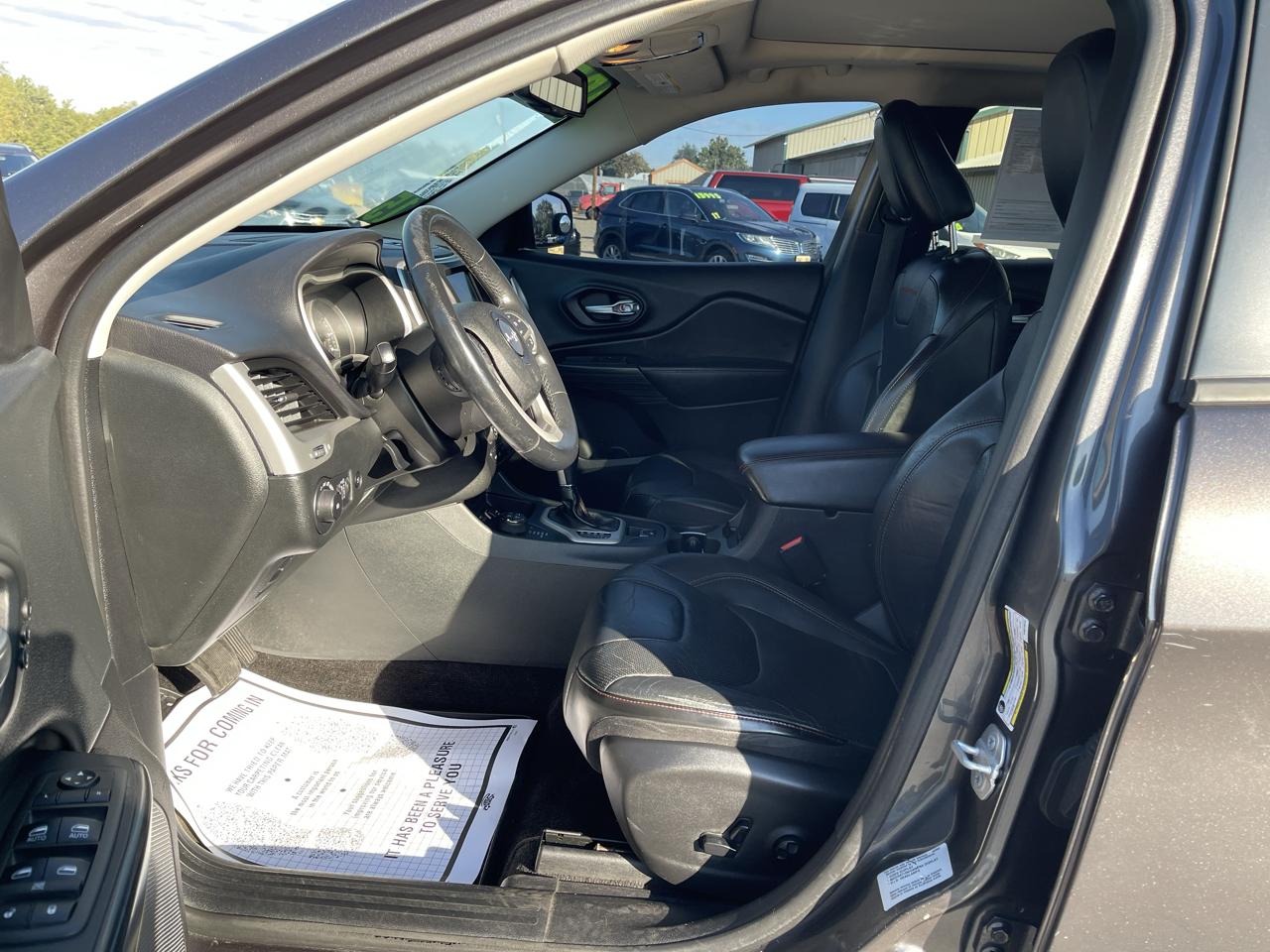 Jeep Cherokee 4WD 4dr Trailhawk 2015