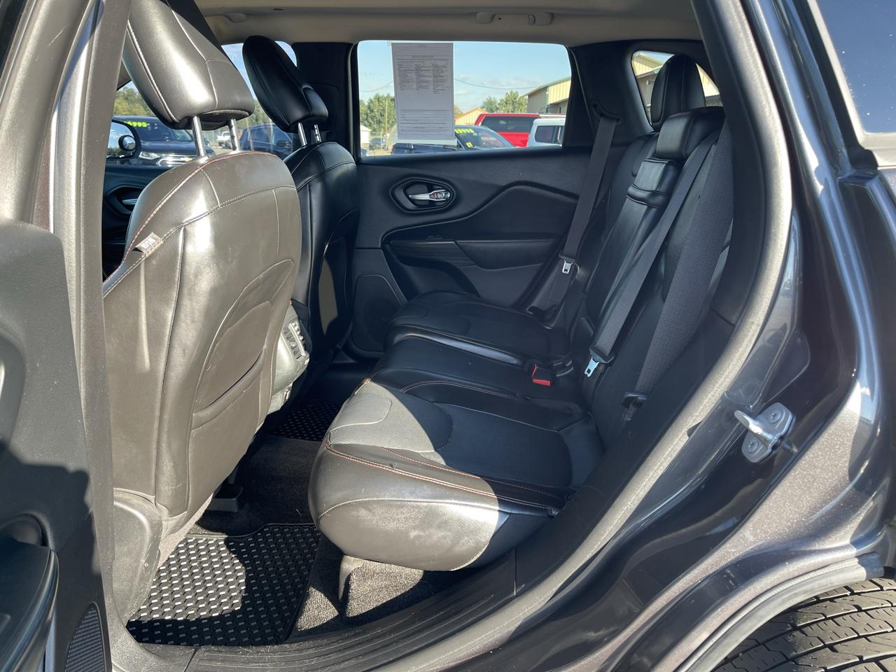 Jeep Cherokee 4WD 4dr Trailhawk 2015