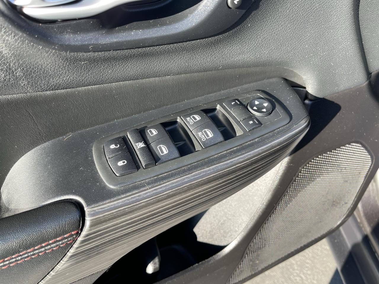 Jeep Cherokee 4WD 4dr Trailhawk 2015