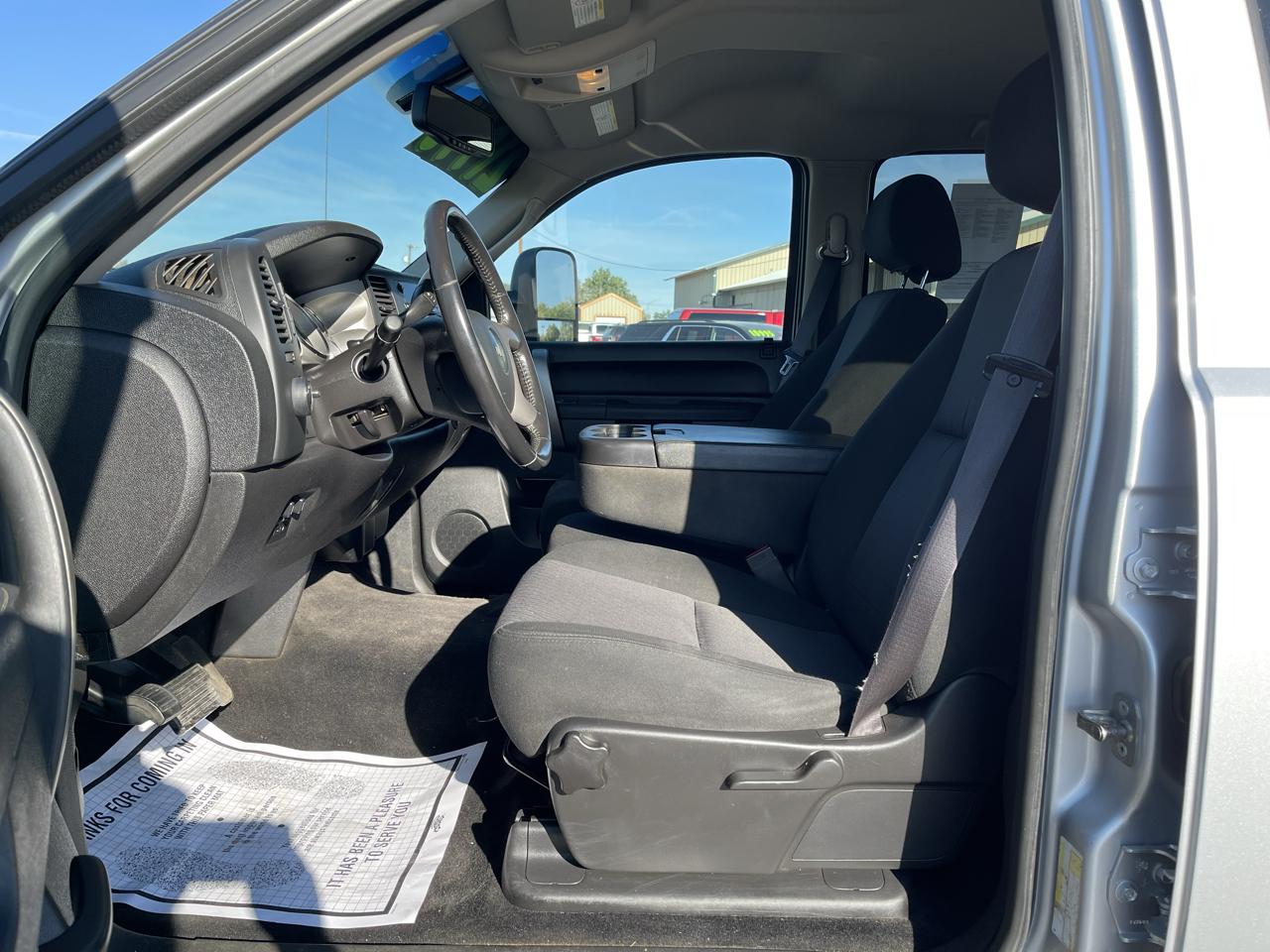Chevrolet Silverado 2500HD 4WD Crew Cab 153.7" LT 2012