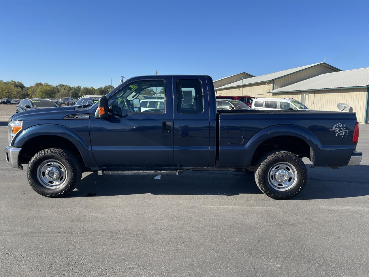 Ford Super Duty F-250 SRW 4WD SuperCab 142" XL 2016