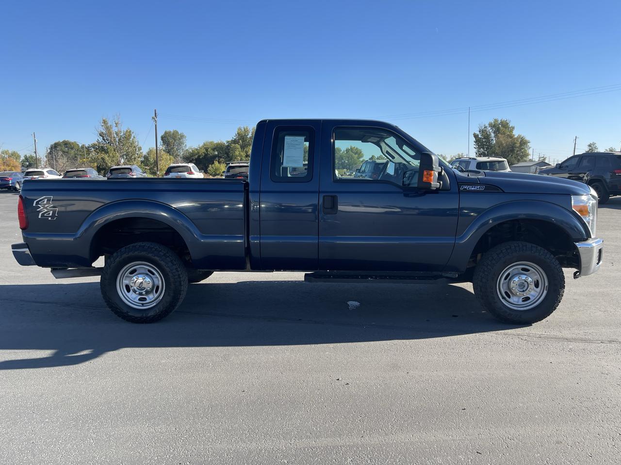 Ford Super Duty F-250 SRW 4WD SuperCab 142" XL 2016