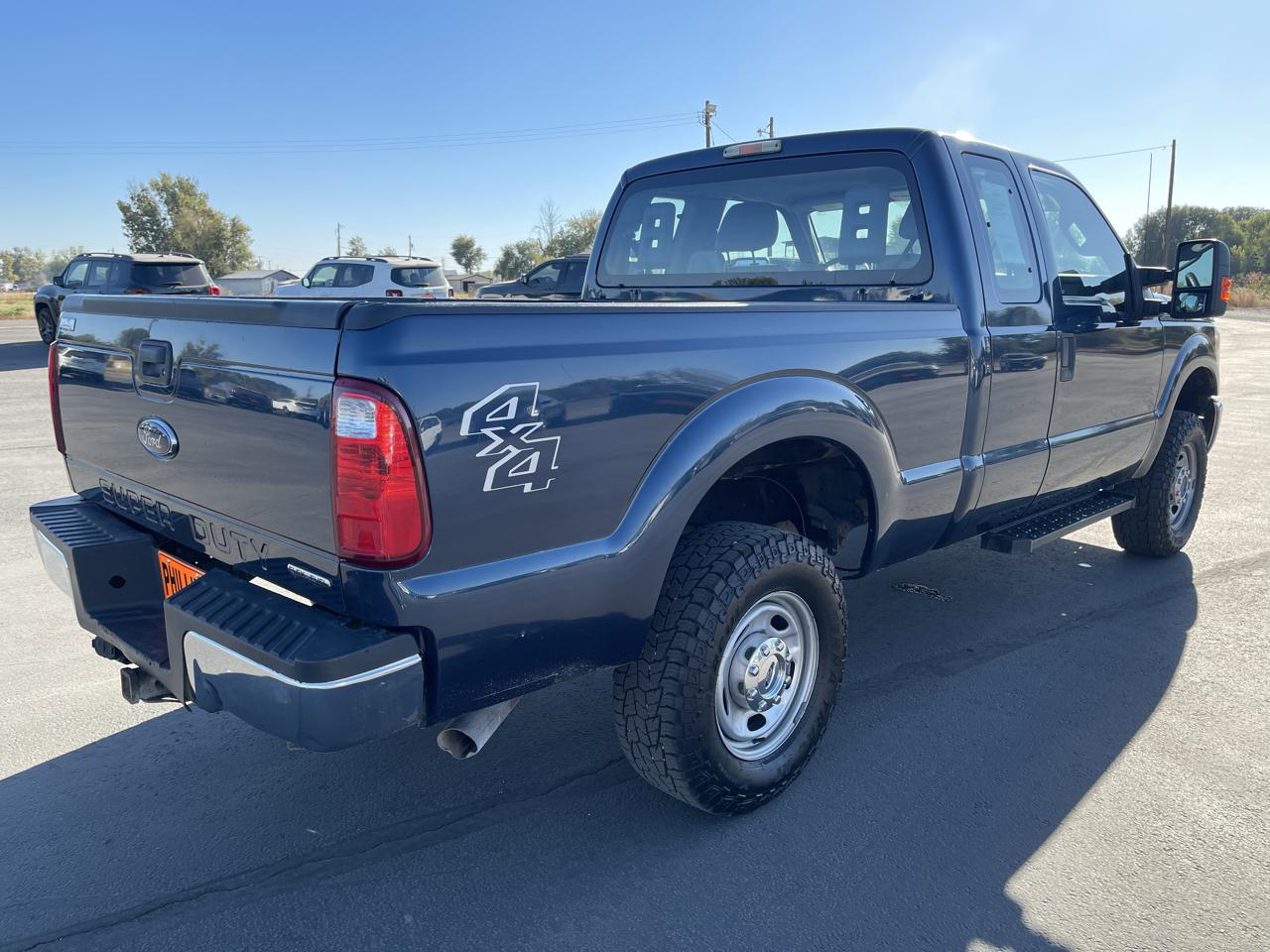 Ford Super Duty F-250 SRW 4WD SuperCab 142" XL 2016