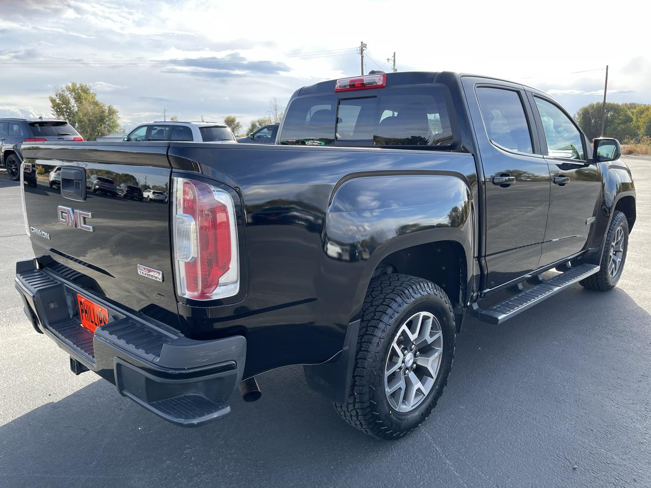 GMC Canyon 2WD Crew Cab 128.3" SLE 2016