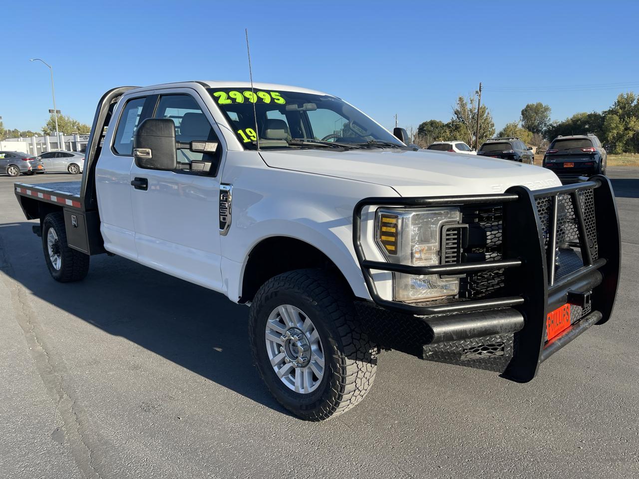 Ford Super Duty F-350 SRW XL 4WD SuperCab 8' Box 2019