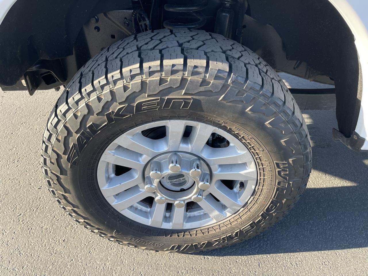 Ford Super Duty F-350 SRW XL 4WD SuperCab 8' Box 2019