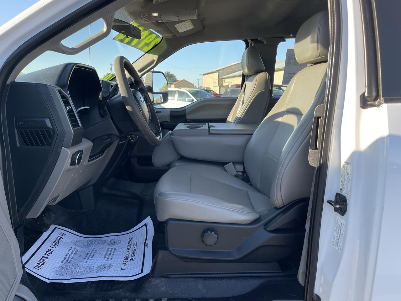 Ford Super Duty F-350 SRW XL 4WD SuperCab 8' Box 2019
