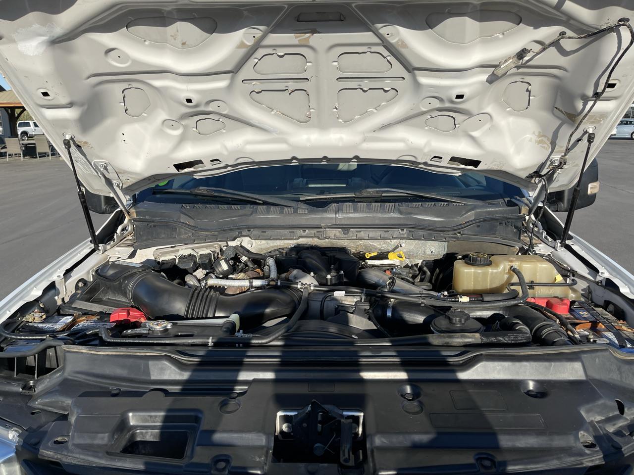 Ford Super Duty F-350 SRW XL 4WD SuperCab 8' Box 2019