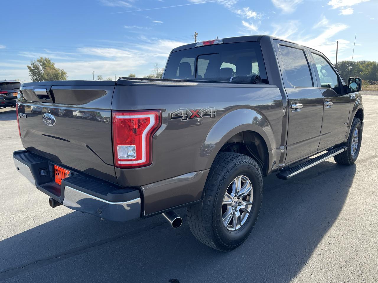 Ford F-150 4WD SuperCrew 145" XLT 2015