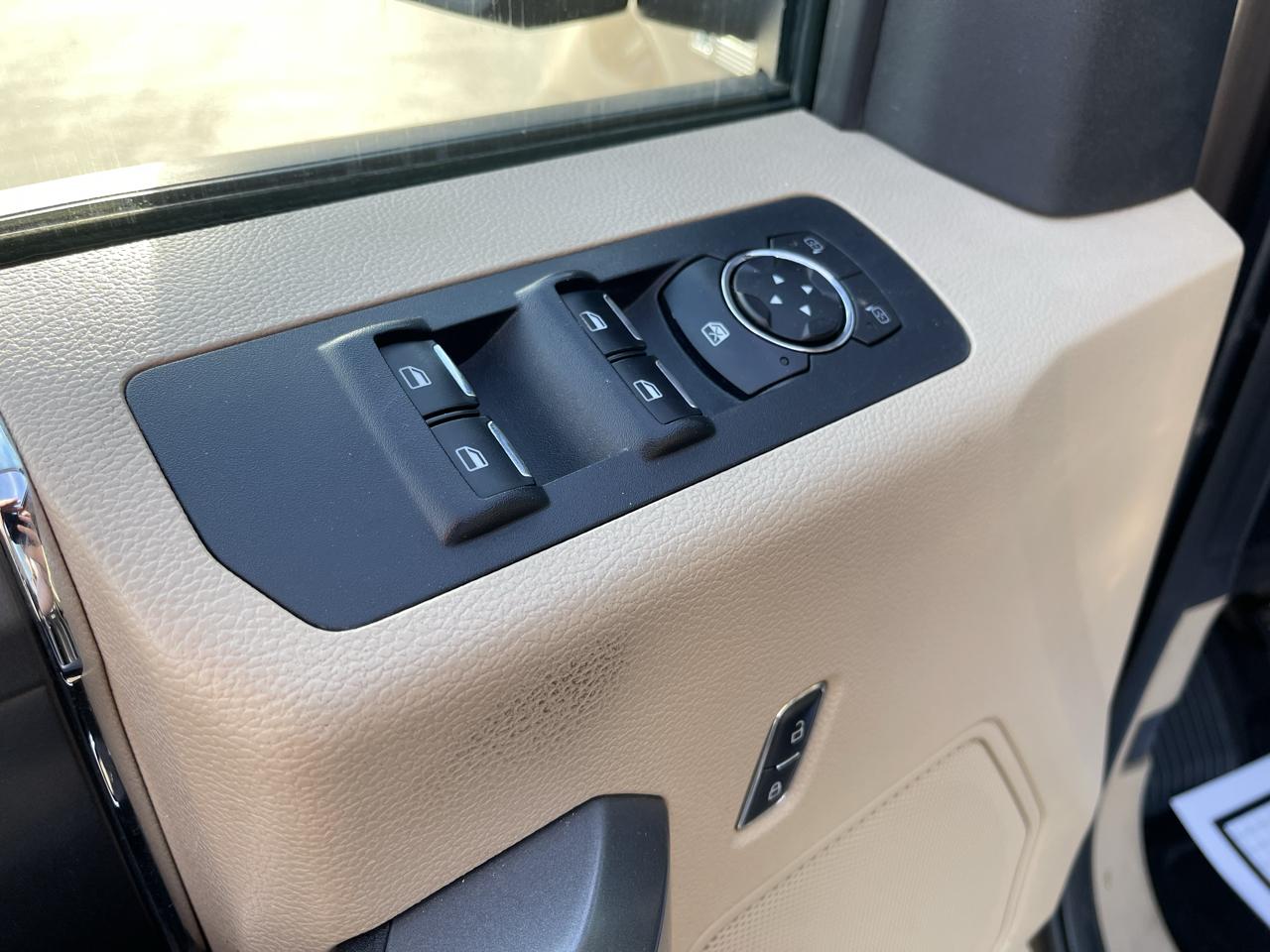 Ford F-150 4WD SuperCrew 145" XLT 2015