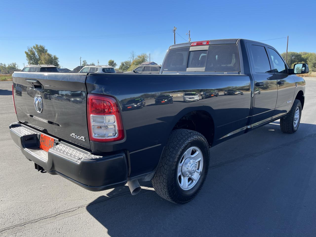 RAM 3500 Tradesman 4x4 Crew Cab 8' Box 2022