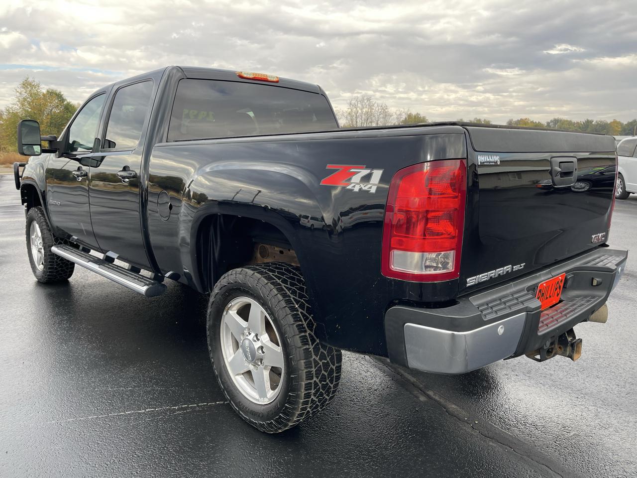 GMC Sierra 2500HD 4WD Crew Cab 153.7" SLT 2012