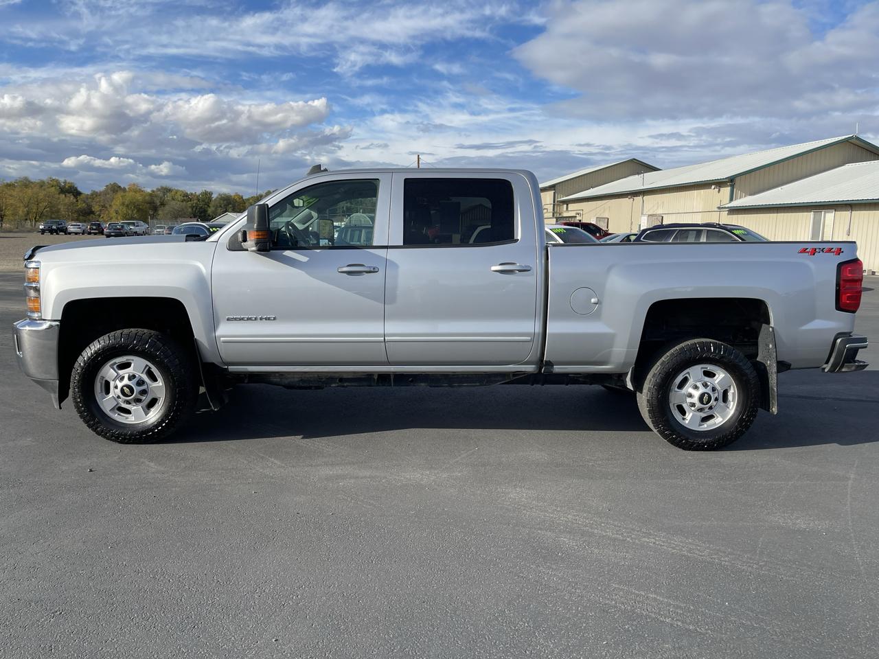 Chevrolet Silverado 2500HD 4WD Crew Cab 153.7" LT 2018