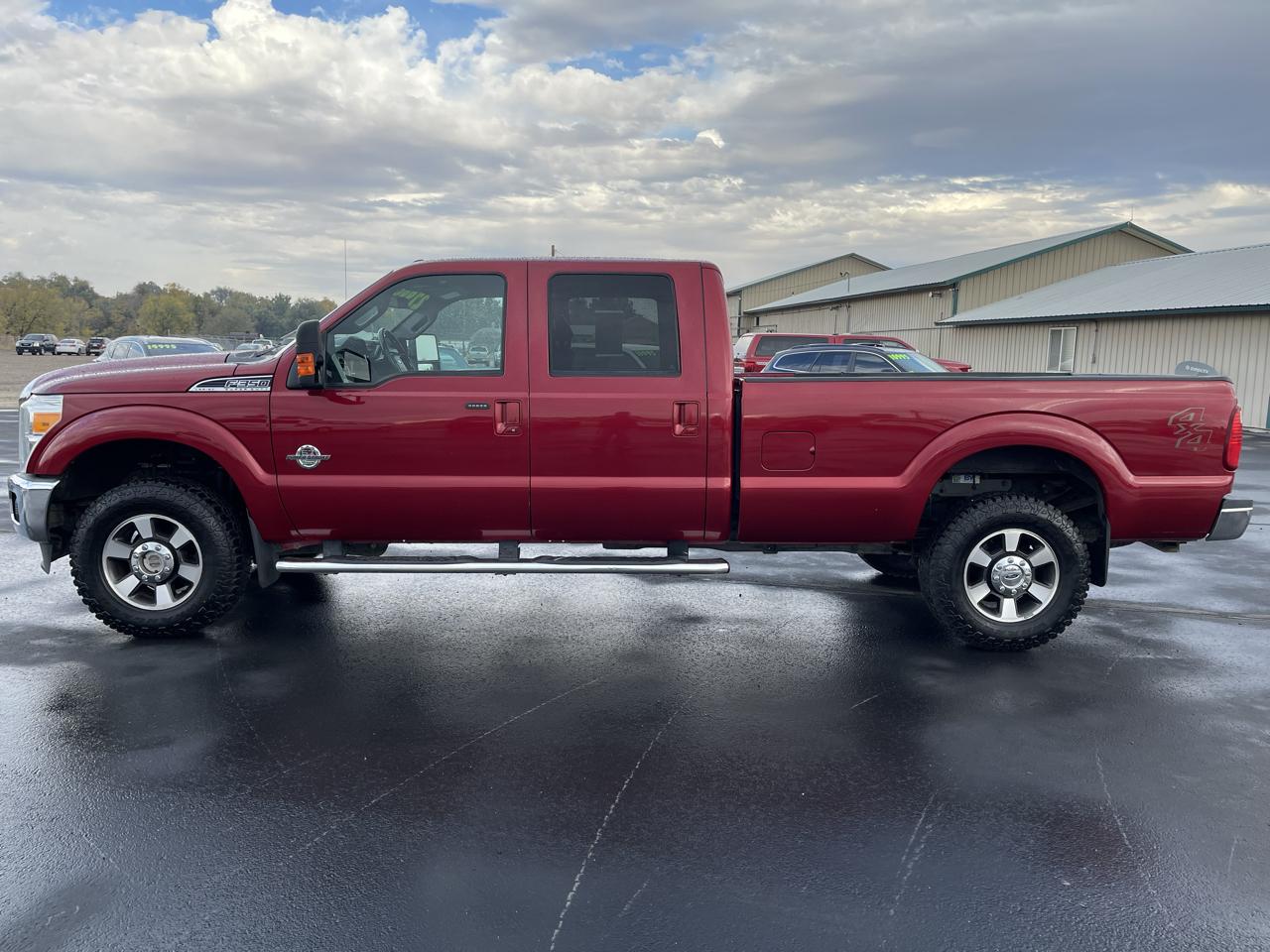 Ford Super Duty F-350 SRW 4WD Crew Cab 172" Lariat 2015