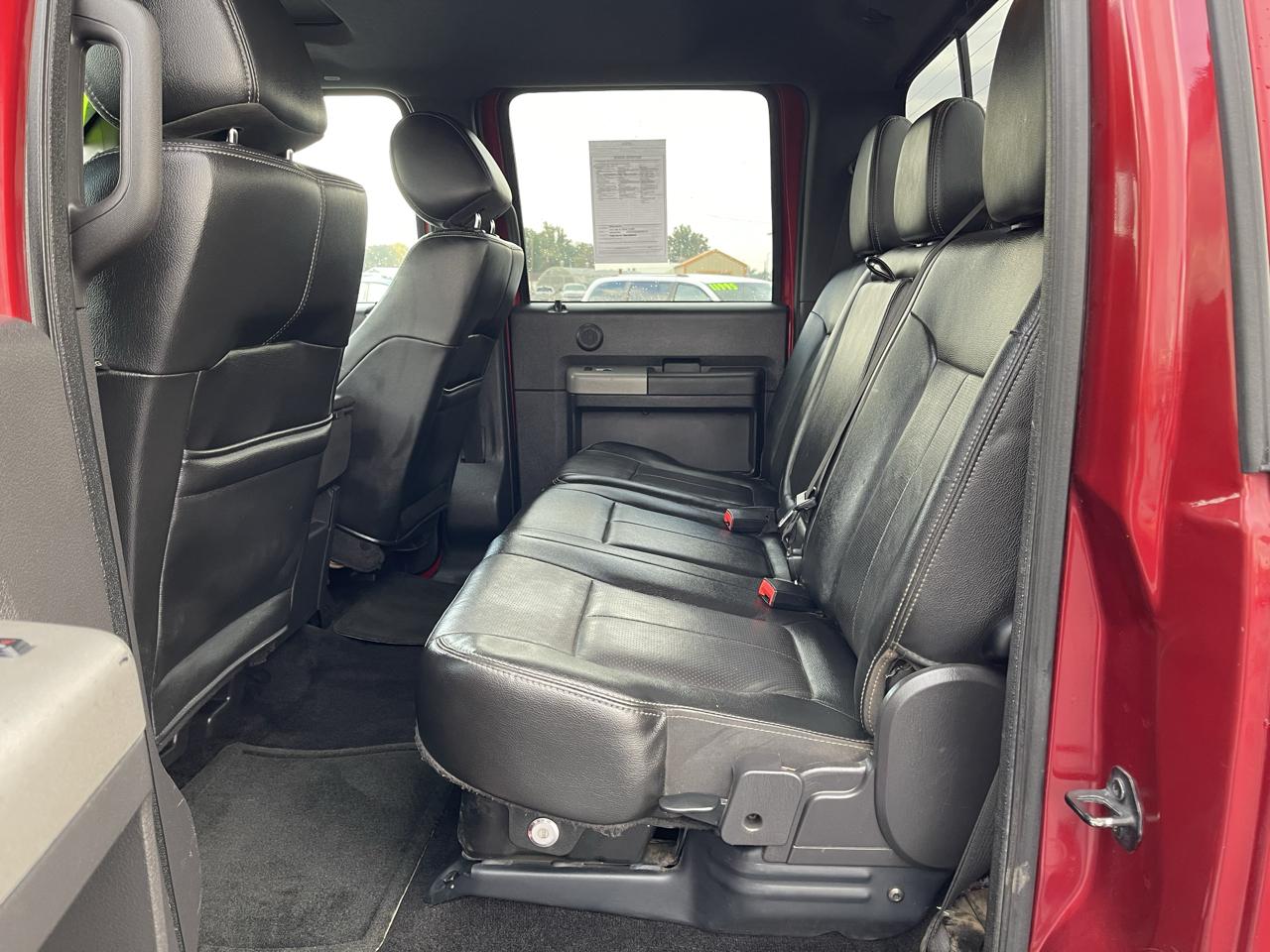 Ford Super Duty F-350 SRW 4WD Crew Cab 172" Lariat 2015