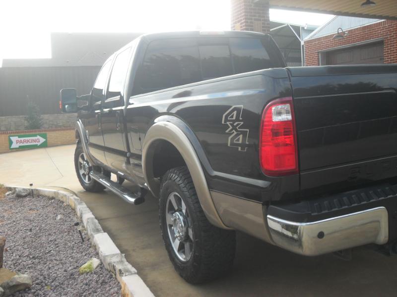 Ford F-250 HD Crew Cab 4dr 152.2" WB 4WD 2013