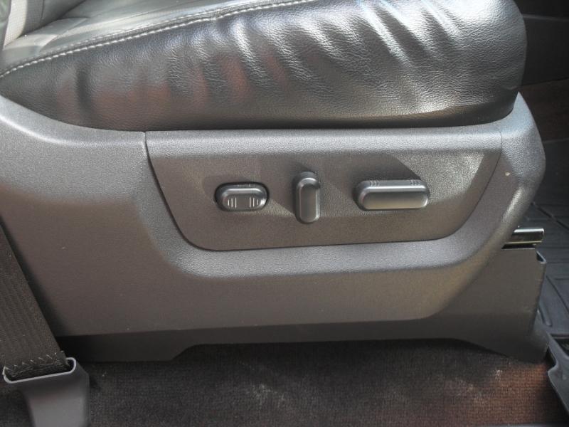 Ford F-250 HD Crew Cab 4dr 152.2" WB 4WD 2013